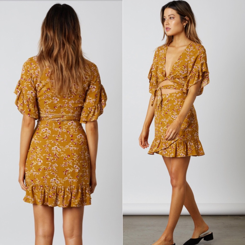 *1 LEFT* Honeytrap Floral Set - Picture 7 of 8